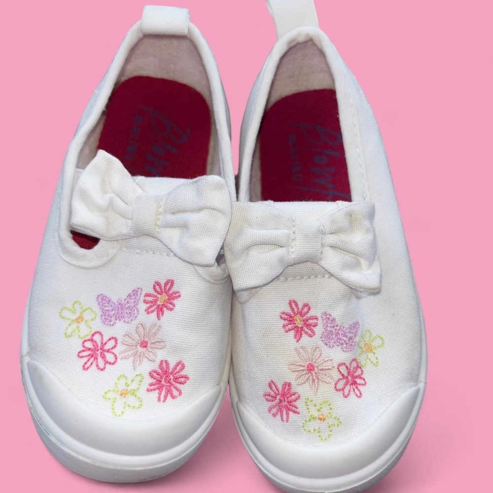 Blowfish Malibu Kids girls white embroidered slip on loafer shoes